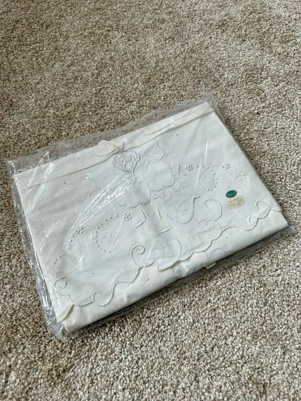 Vintage Pakell Cotton Hand Embroidered Pillowcases Madeira Portugal 22” x 36”
